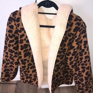 Chic Reversible Cheetah Print Coat
